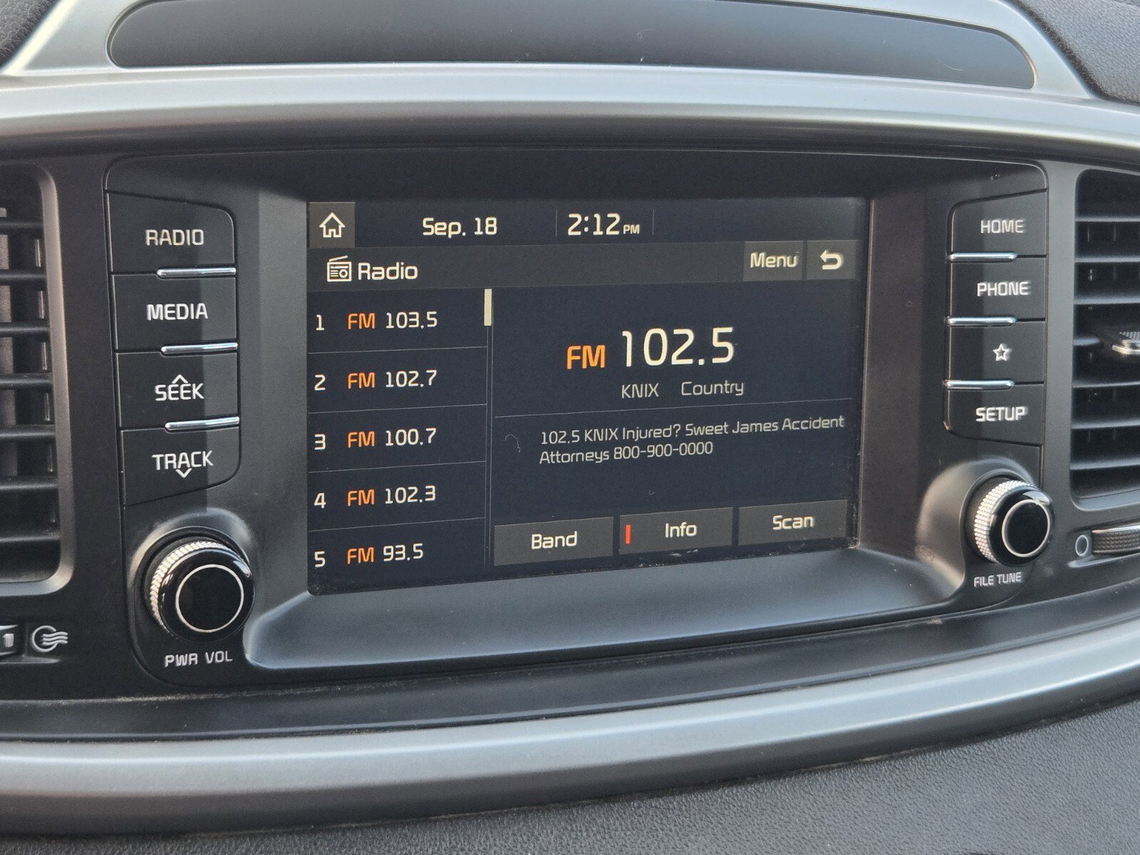 2019 Kia Sorento S V6 photo 23