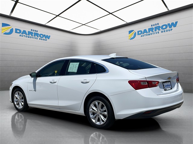 2025 Chevrolet Malibu 1LT photo 3