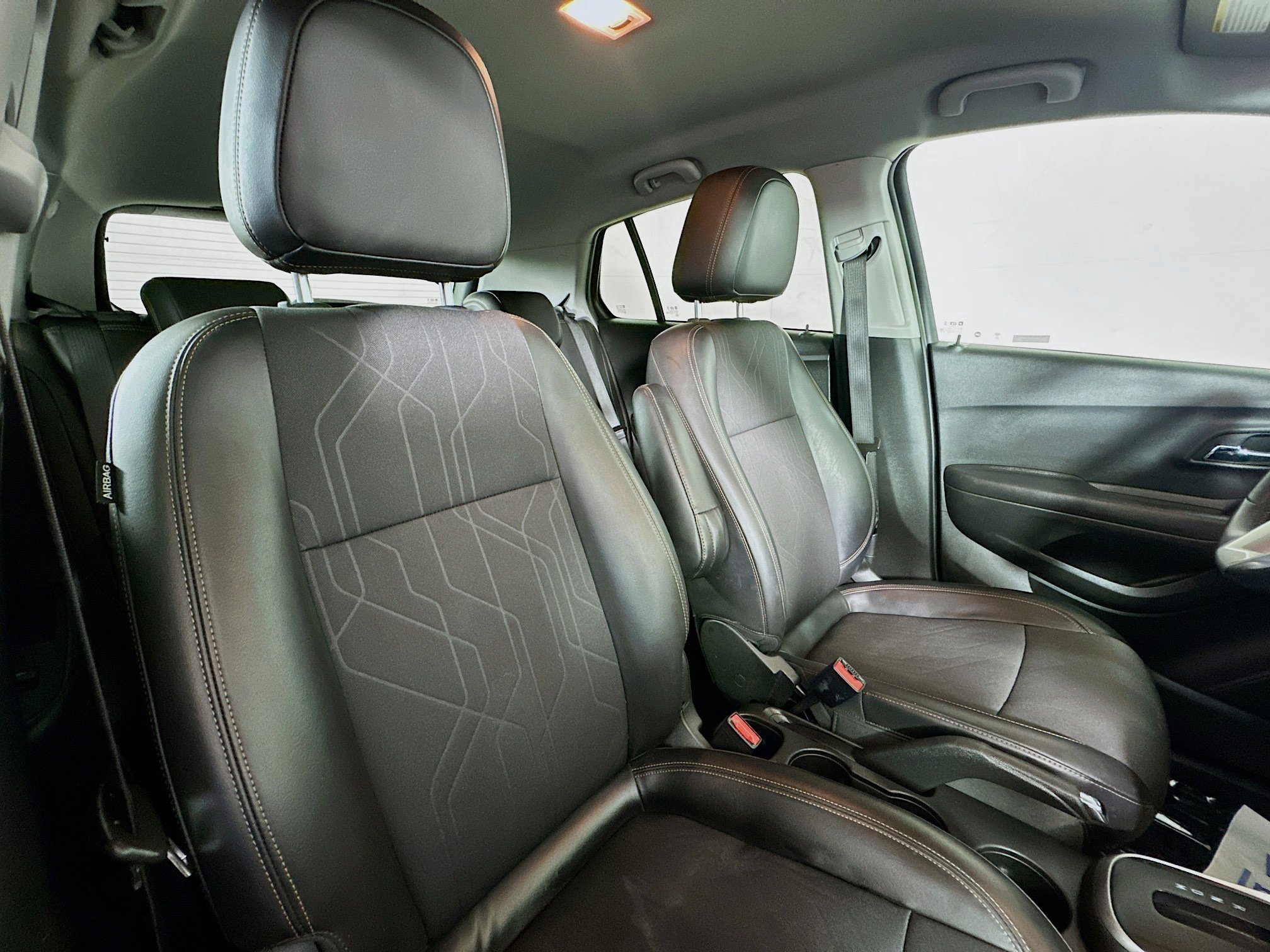 2020 Chevrolet Trax LT photo 23