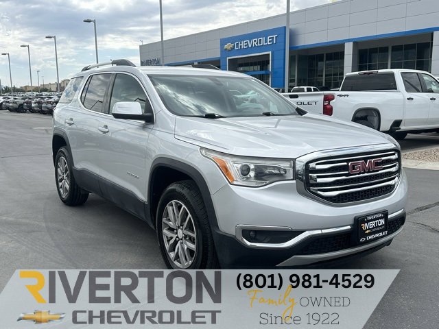 2017 GMC Acadia SLE-2