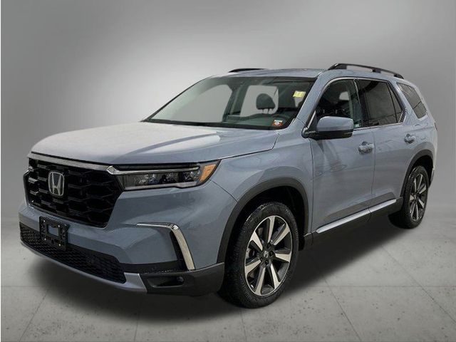 2025 Honda Pilot Touring's photo