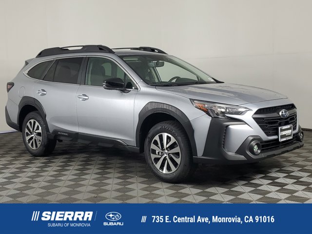 2025 Subaru Outback Premium's photo