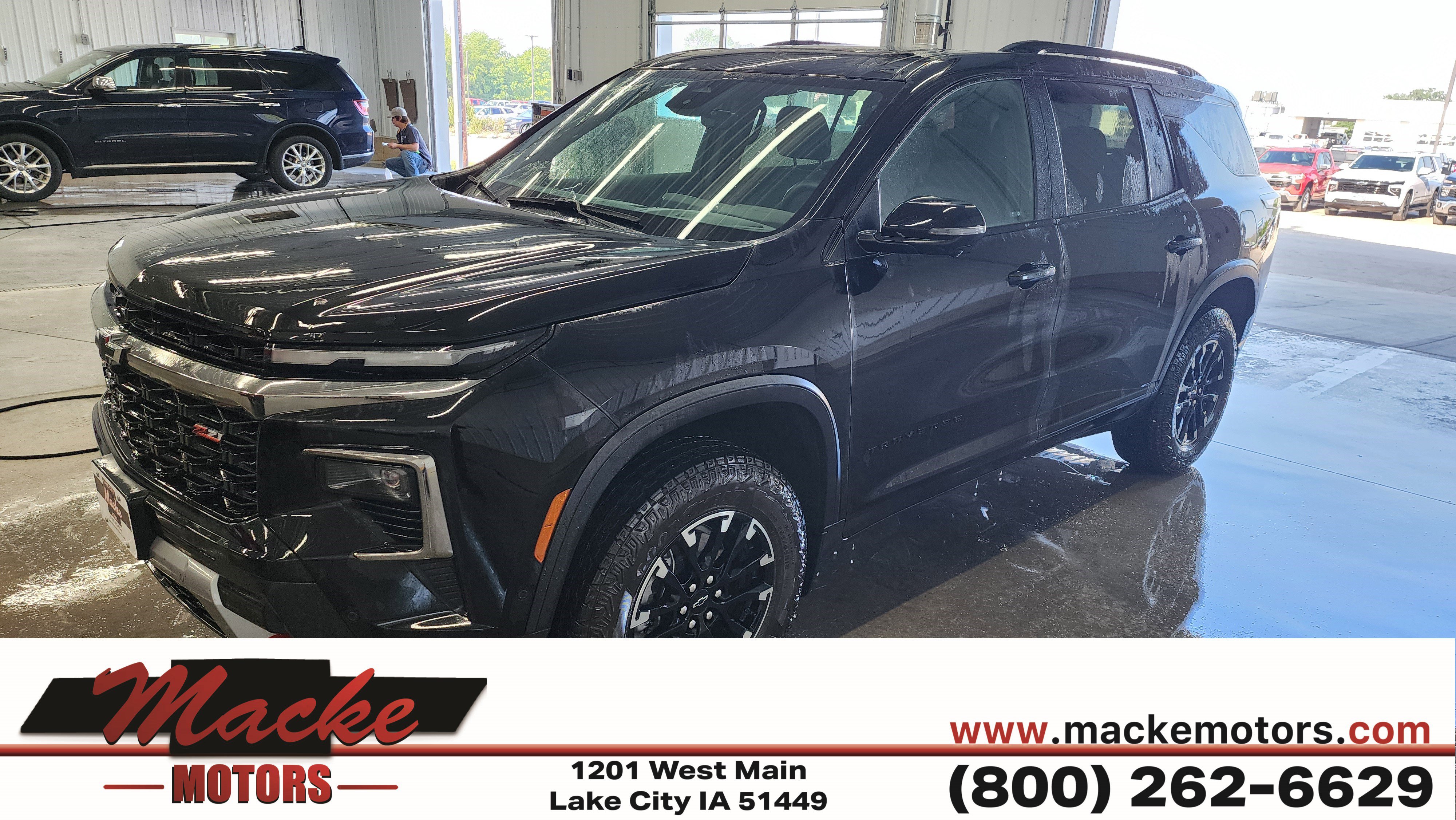 Used 2024 Mosaic Black Metallic Chevrolet Z71 image 1