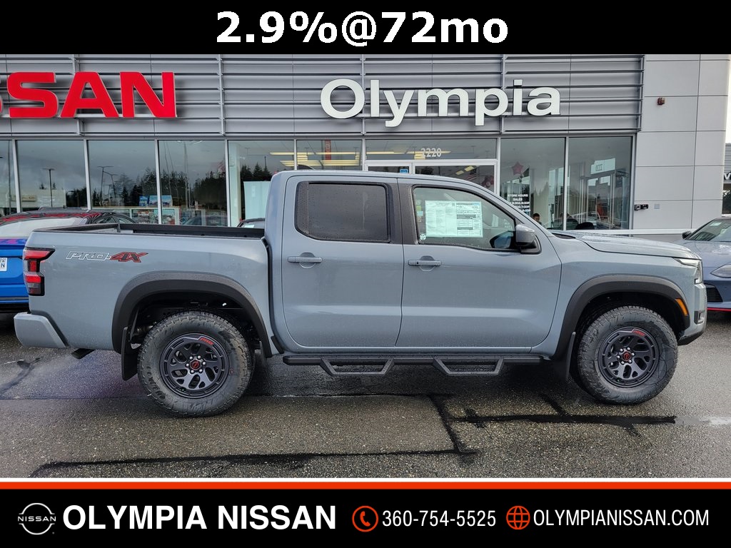 2025 Nissan Frontier Crew Cab PRO-4X photo 2