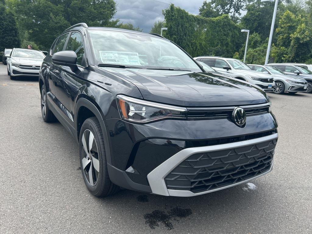 2025 Volkswagen Taos S photo 4