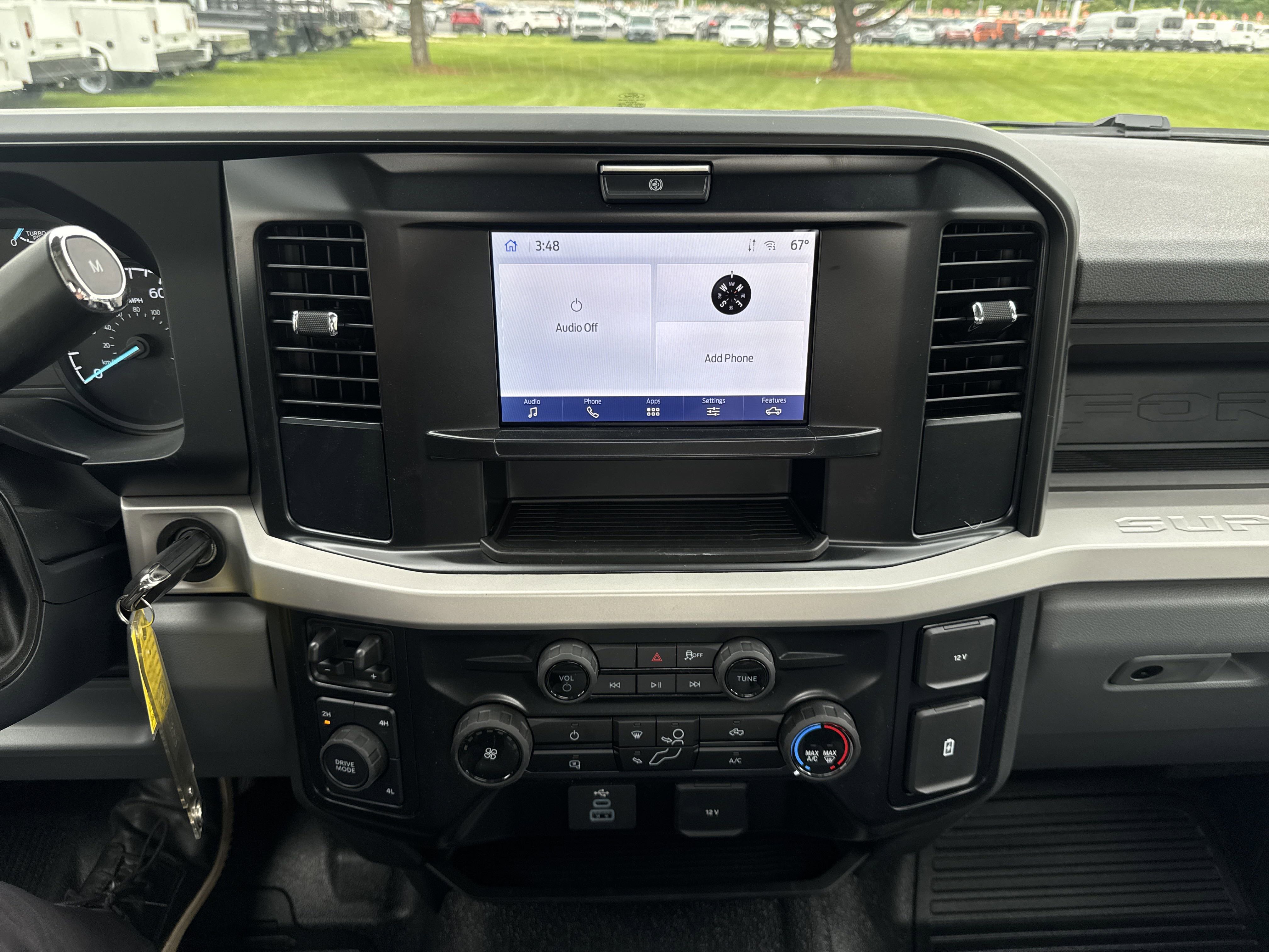 2025 Ford F-450 XL photo 2