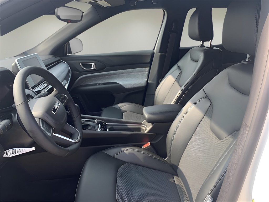 2025 Jeep Compass Latitude photo 7