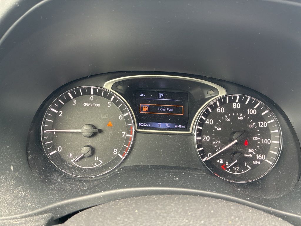 2020 Nissan Pathfinder SL photo 17