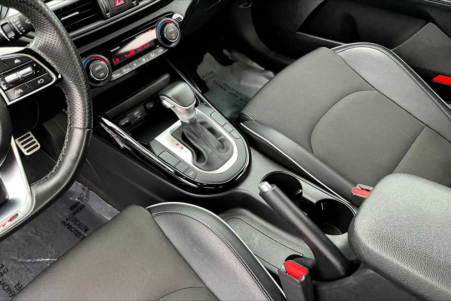 2023 Kia Forte GT-Line photo 15