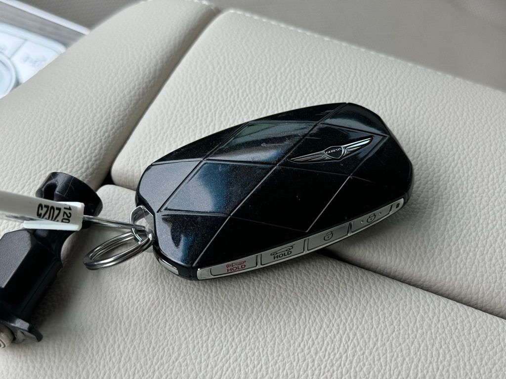 2025 Genesis GV80 2.5T Prestige photo 37