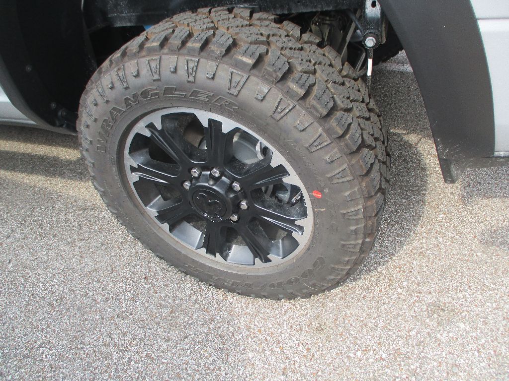 2026 Ram 2500 Tradesman photo 24