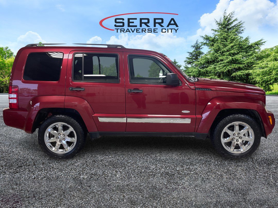 2012 Jeep Liberty Sport photo 4