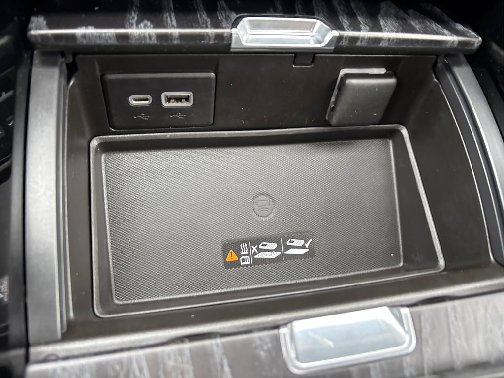 2021 Gmc Yukon Denali photo 41