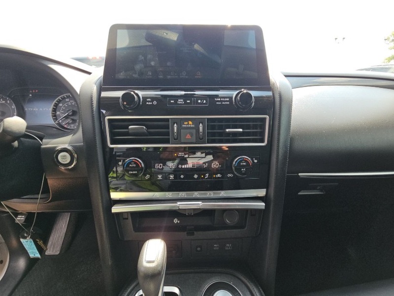 2021 Nissan Armada SV photo 21