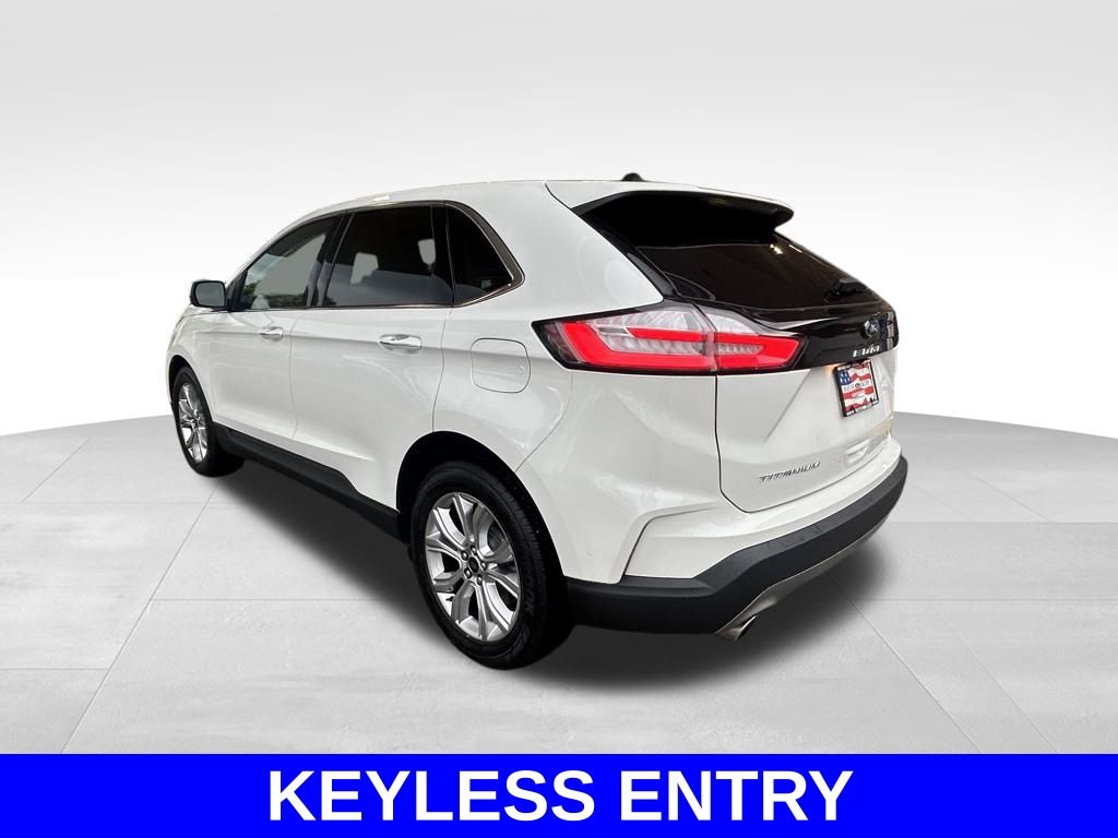 2024 Ford Edge Titanium photo 5