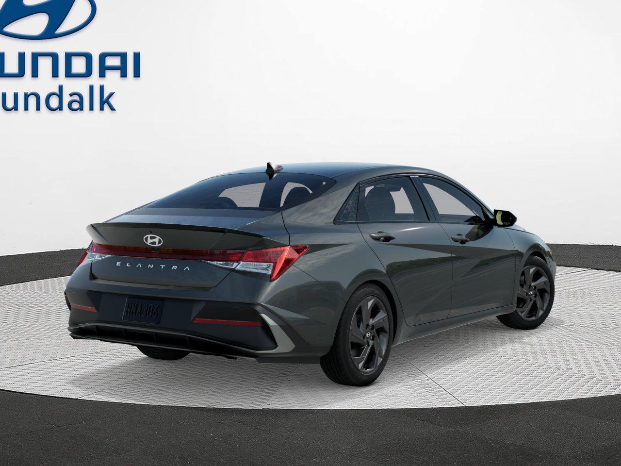 2026 Hyundai Elantra SEL Sport photo 4