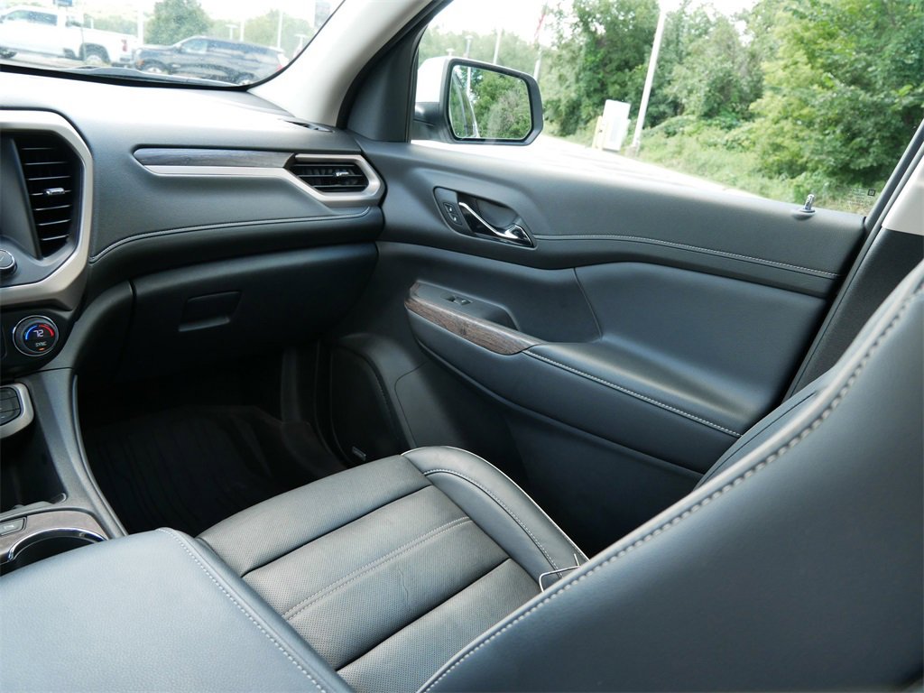 2023 Gmc Acadia Denali photo 14
