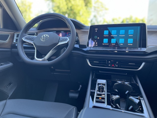 2026 Volkswagen Atlas SE Technology photo 3