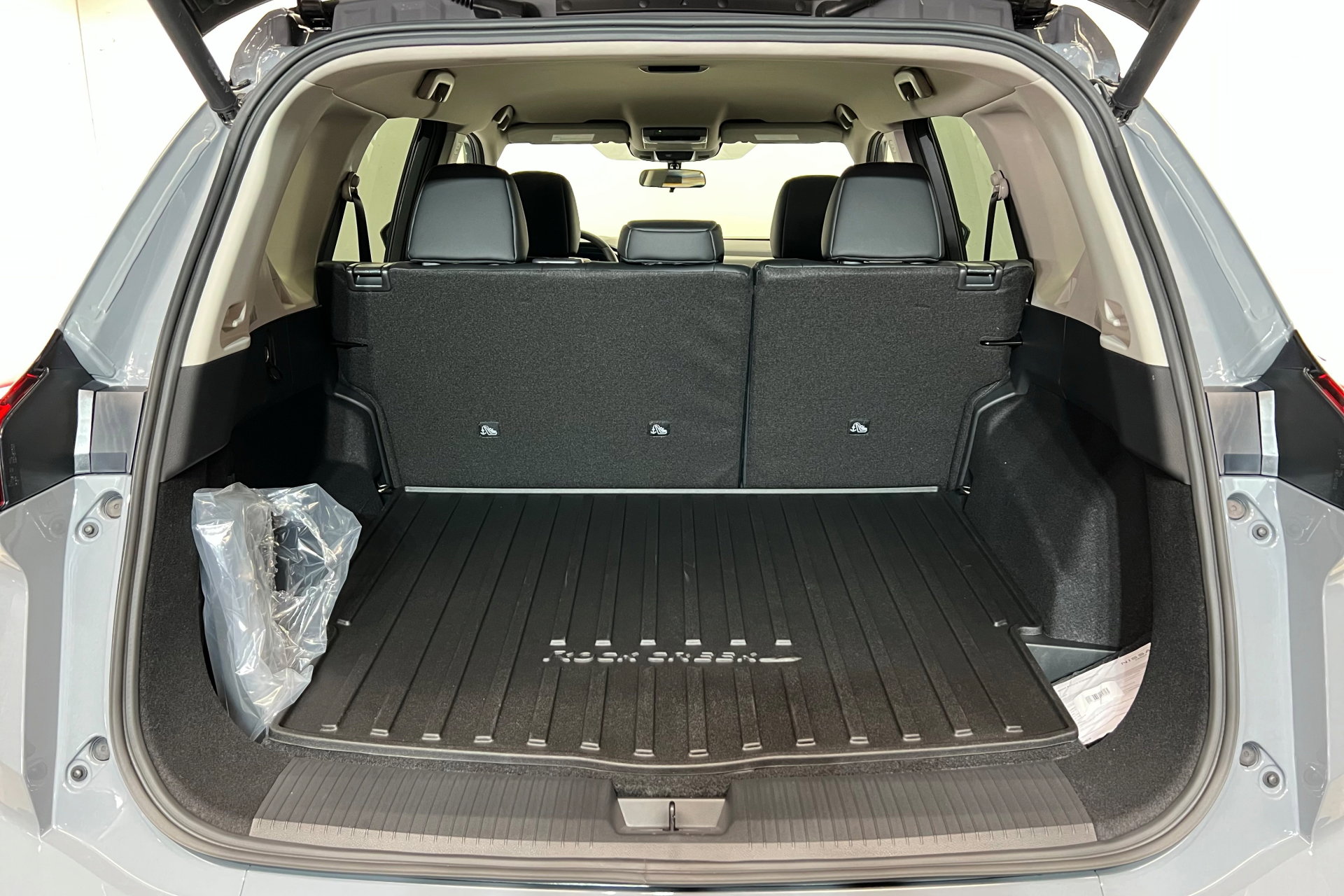 2026 Nissan Rogue SV photo 22