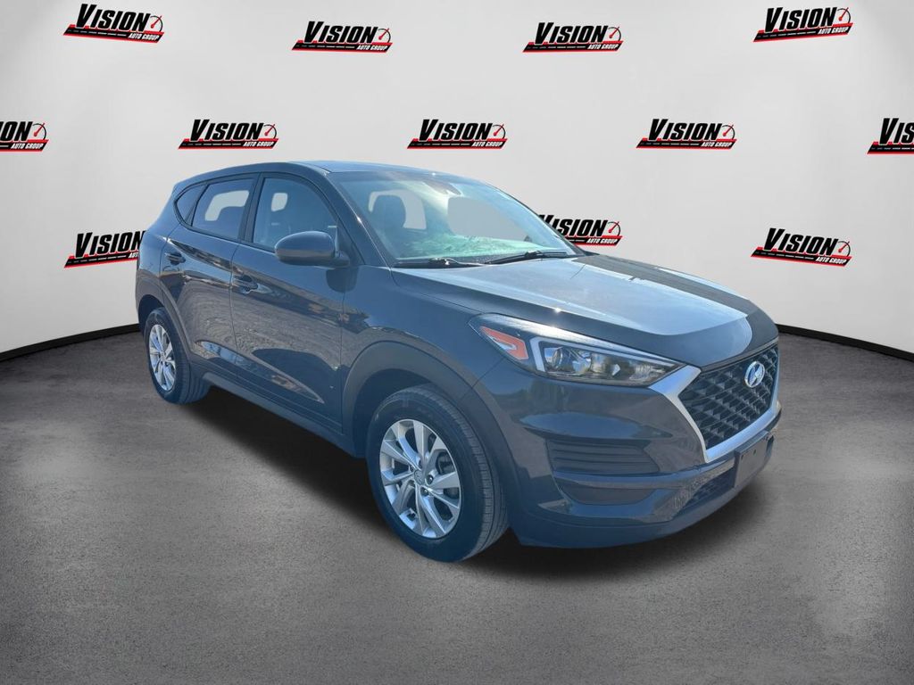 2020 Hyundai Tucson SE photo 3