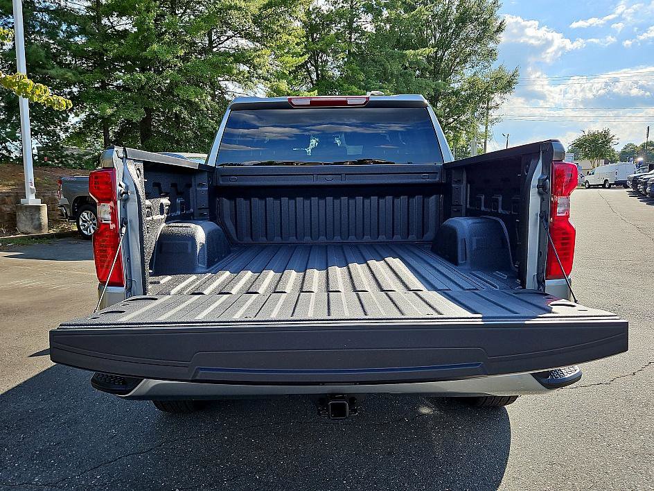 2026 Chevrolet Silverado 1500 Custom photo 5