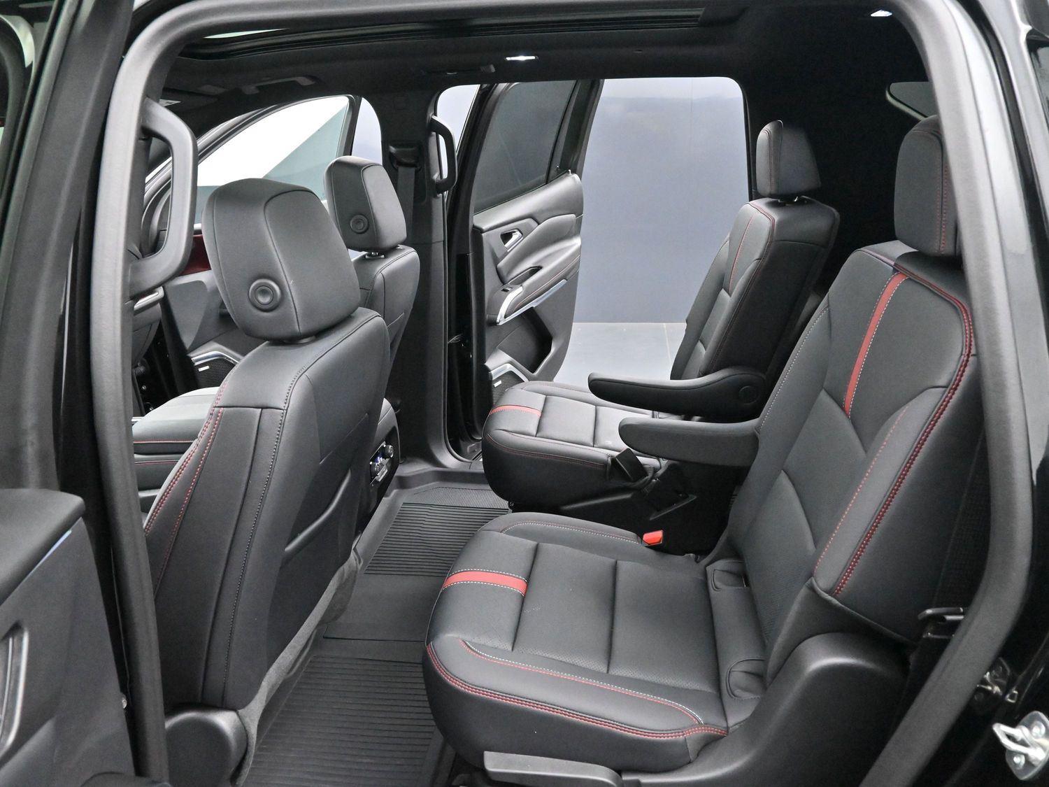 2024 Chevrolet Traverse RS photo 30