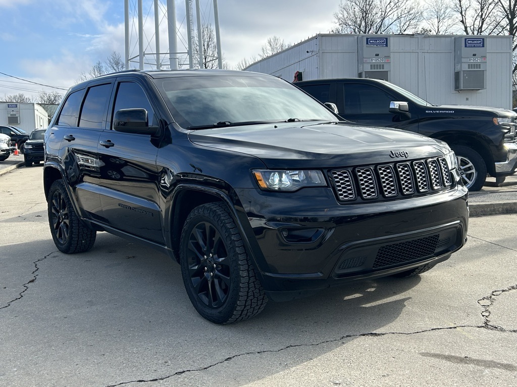 2019 Jeep Grand Cherokee Altitude photo 2