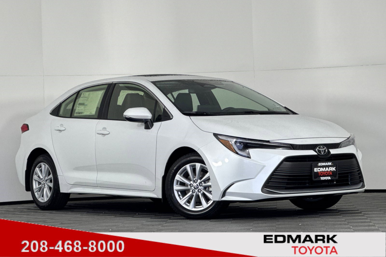 2026 Toyota Corolla XLE's photo