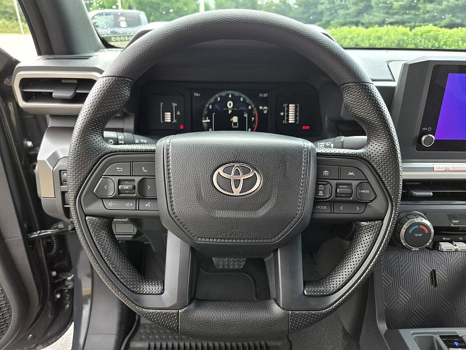2025 Toyota Tacoma SR5 photo 23