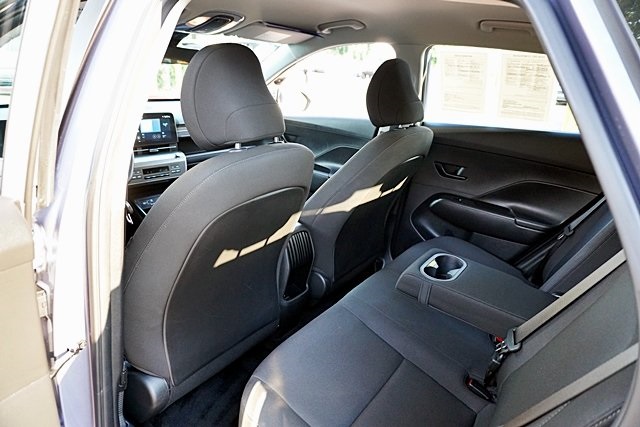 Used 2024 Blue Hyundai SE image 17