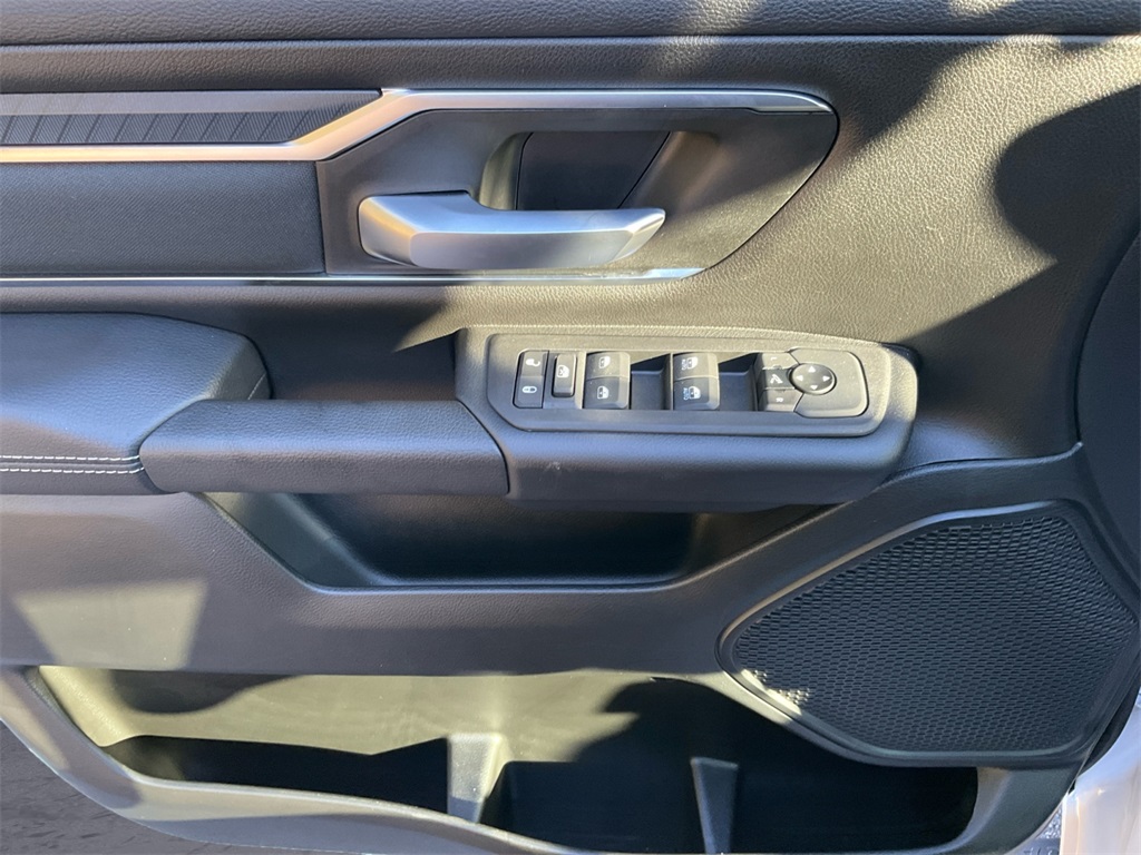 2025 Ram 1500 Big Horn Lone Star photo 8
