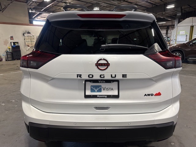 2026 Nissan Rogue SV photo 2