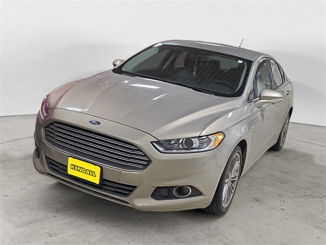 2015 Ford Fusion SE's photo