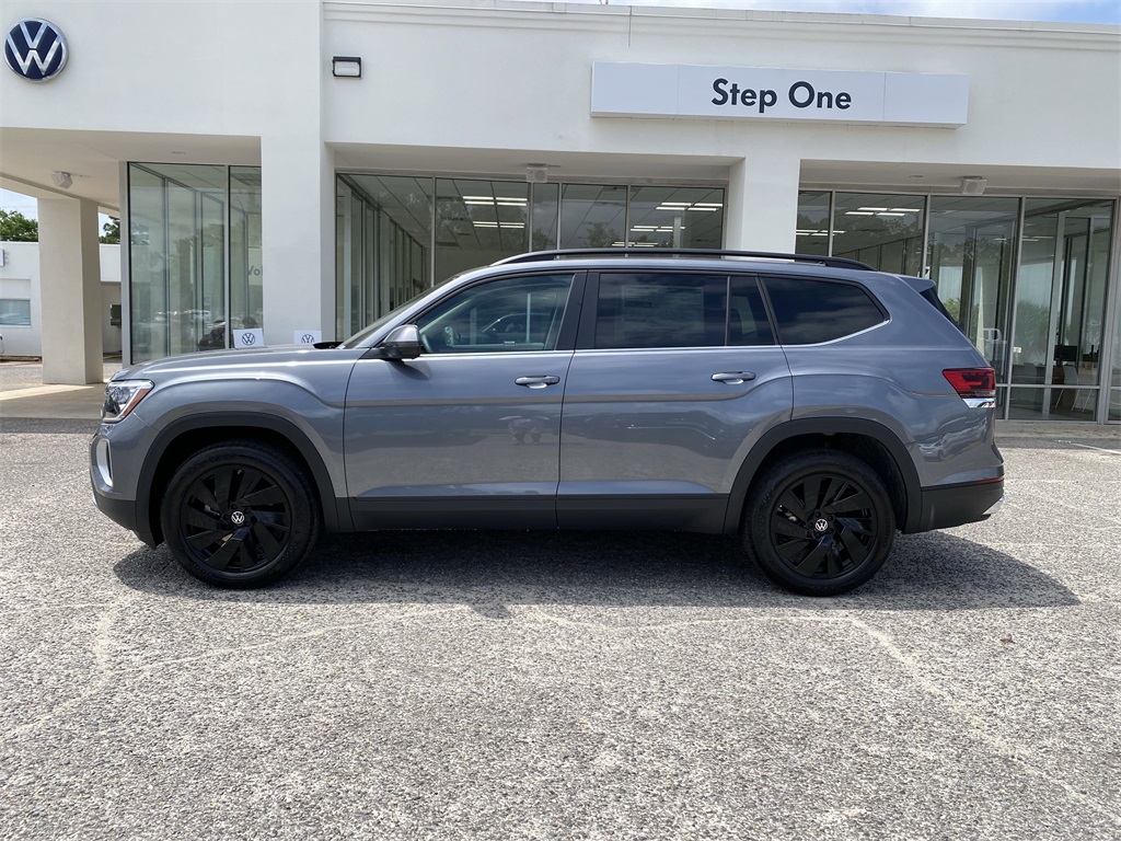 2025 Volkswagen Atlas SE Technology photo 4