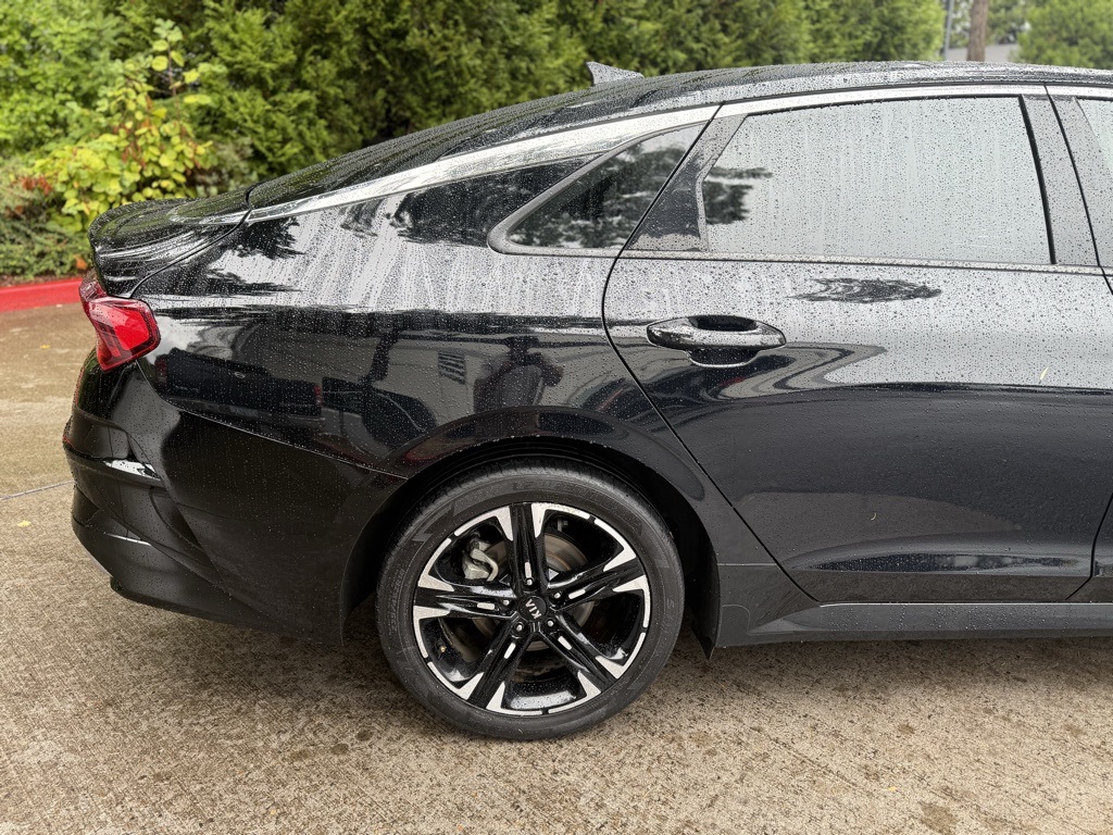 2021 Kia K5 GT-Line photo 15