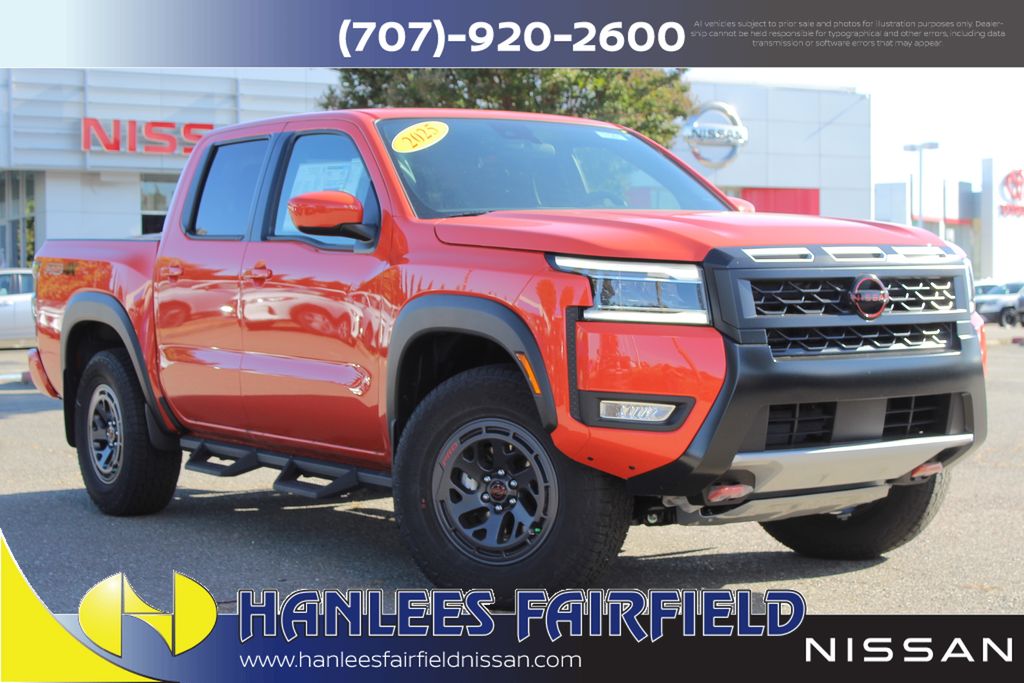 2025 Nissan Frontier PRO-4X's photo