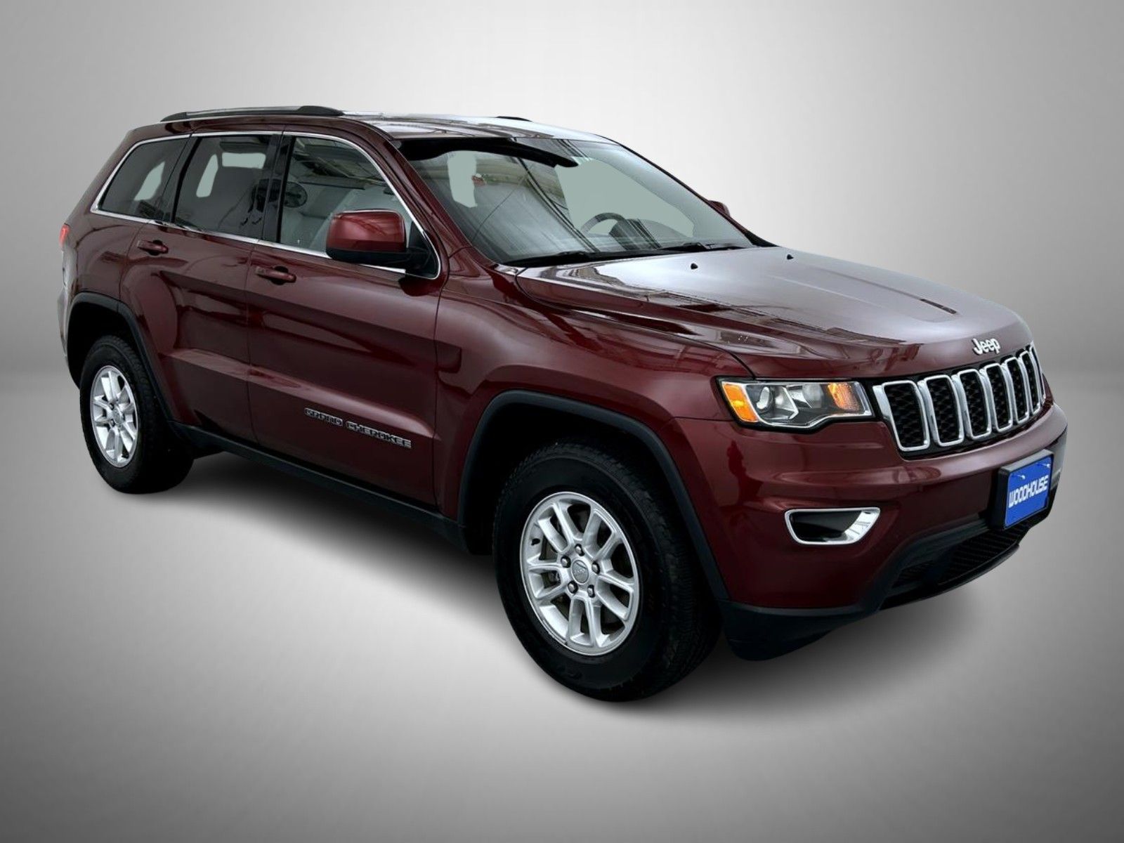 2019 Jeep Grand Cherokee Laredo E photo 3