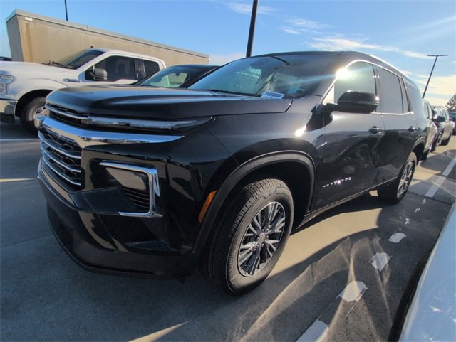 2026 Chevrolet Traverse photo 4