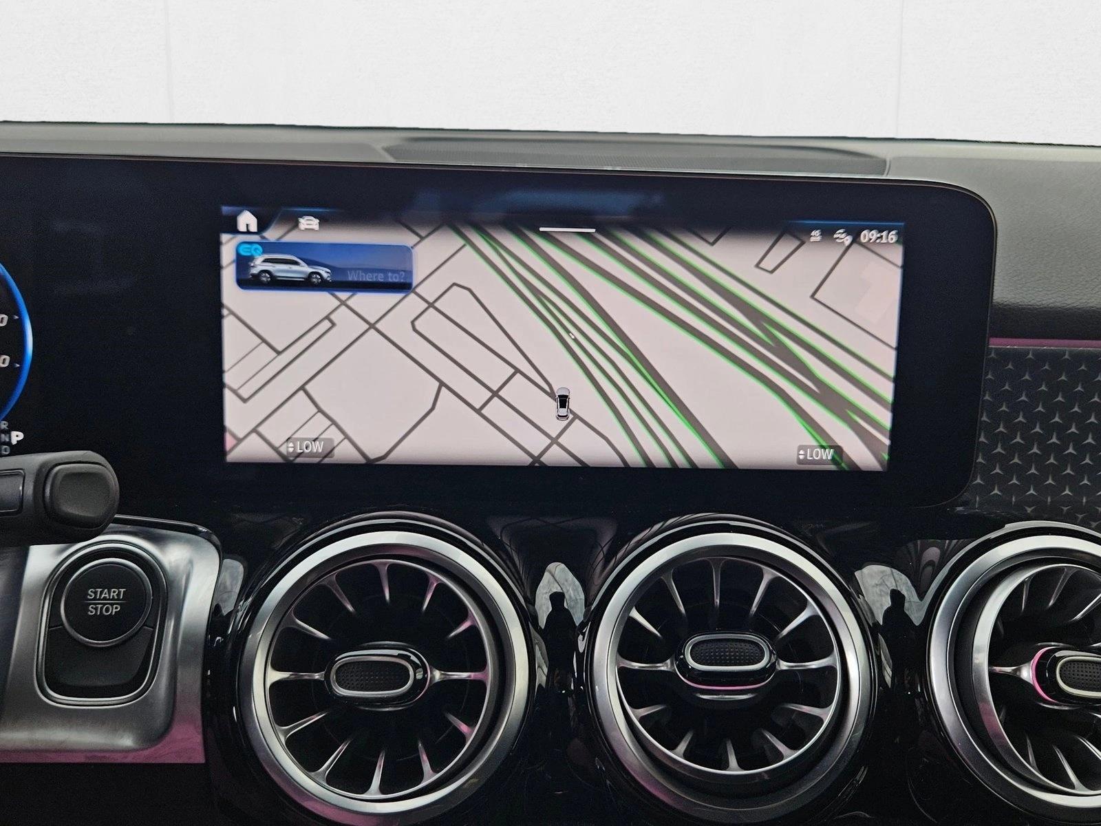 2024 Mercedes Benz EQB photo 9