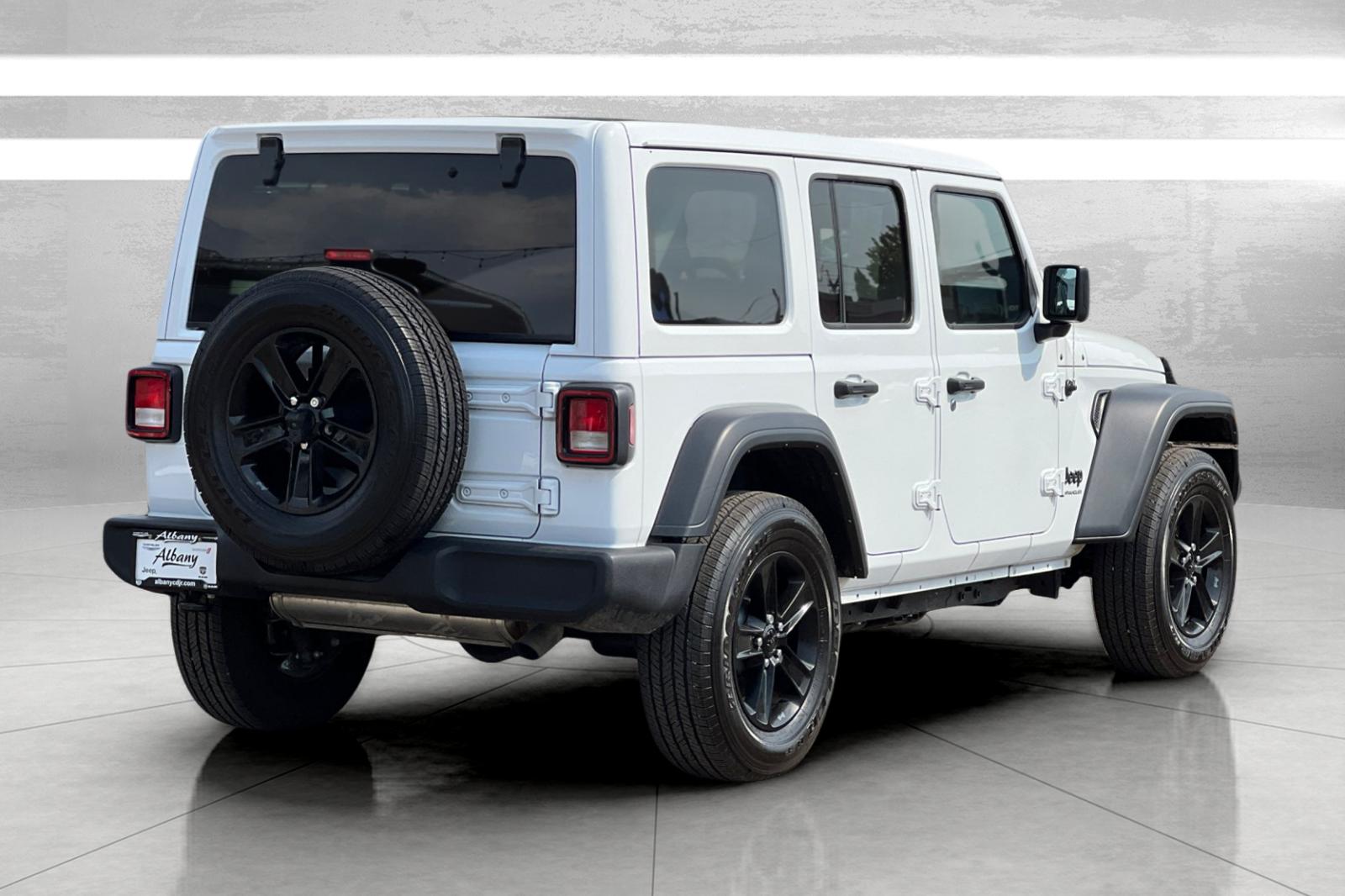2023 Jeep Wrangler Sport Altitude photo 4