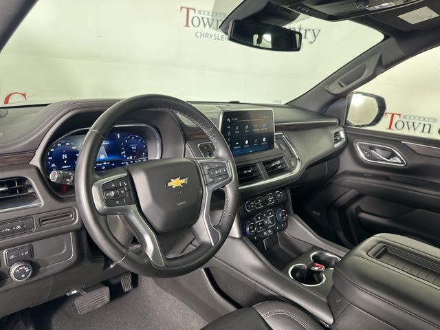 2023 Chevrolet Suburban LT photo 20