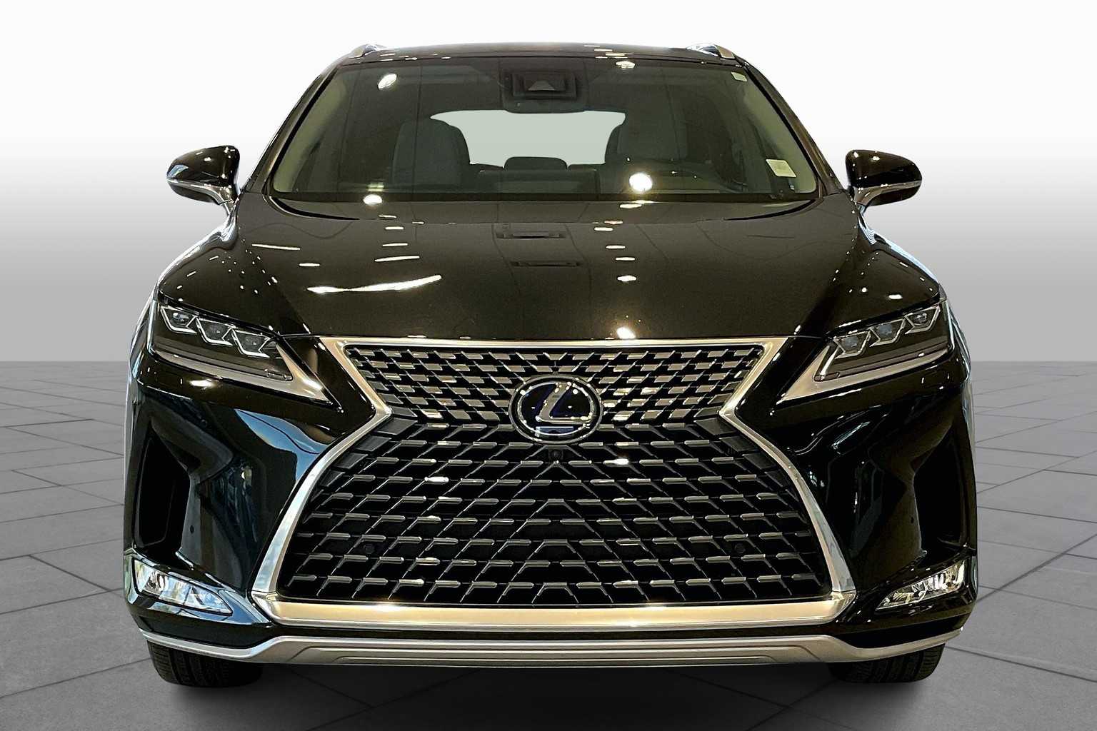 2022 Lexus RX Luxury photo 3