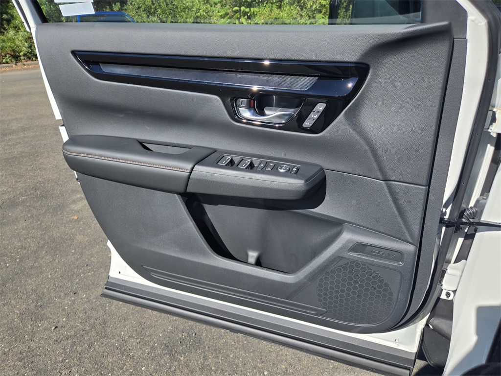 2026 Honda CR-V Hybrid Sport Touring photo 12