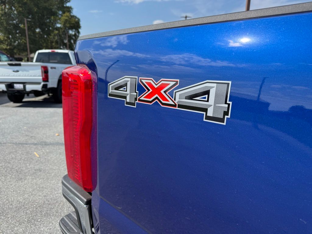 2026 Ford F-350 photo 11