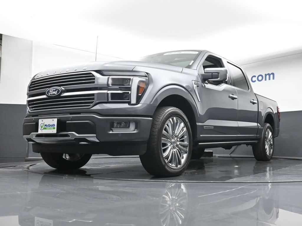 2024 Ford F-150 Platinum photo 4
