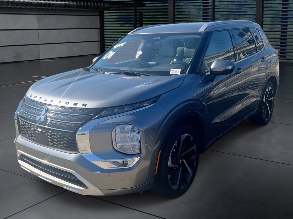 2022 Mitsubishi Outlander SEL's photo