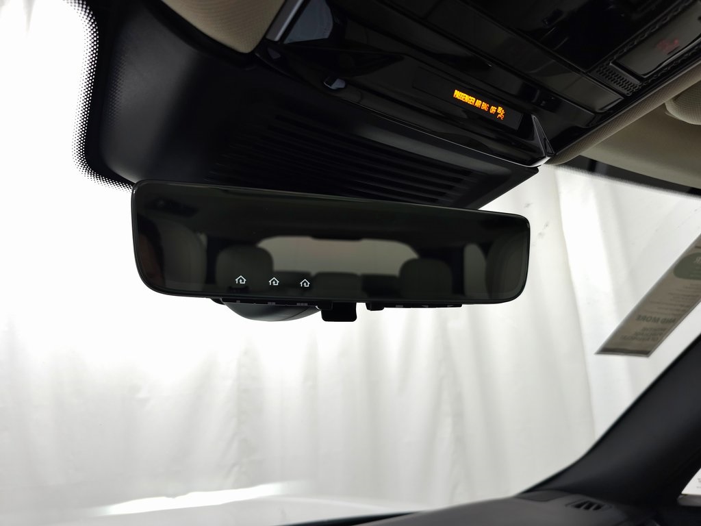 2025 LAND ROVER RANGE ROVER - Image 23