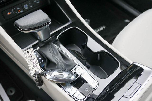 New 2025 Blue Hyundai SEL FWD image 14