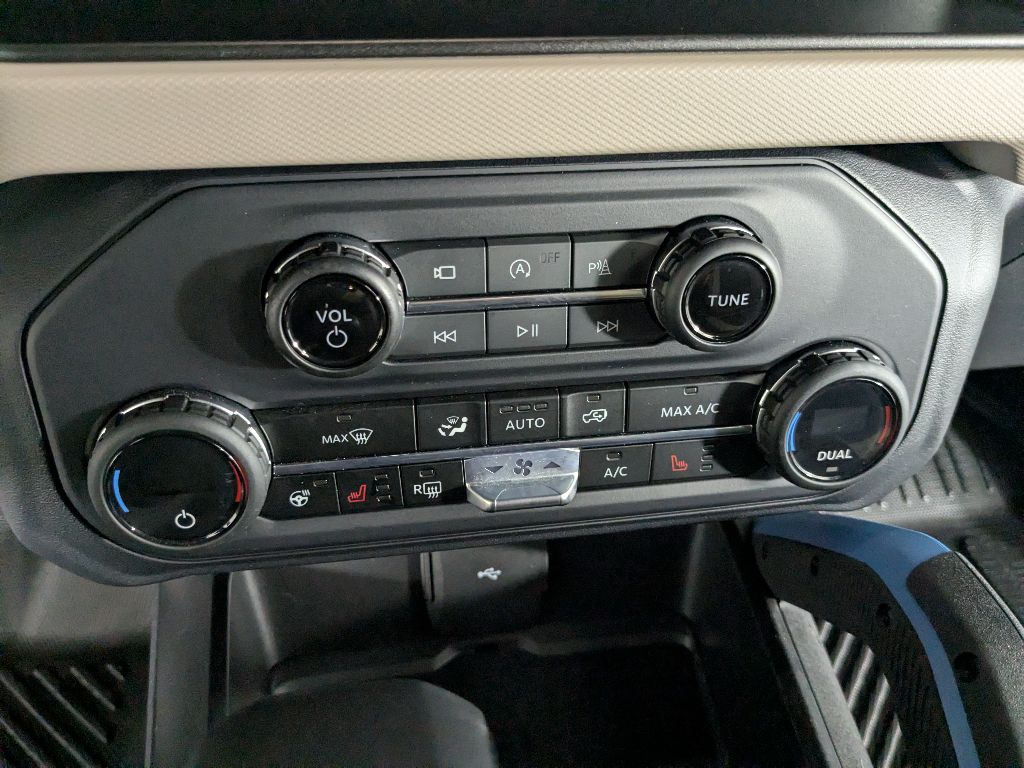 2023 Ford Bronco Base Big Bend Black Diamond Outer Banks Badlands Wildtrak Everglades photo 18