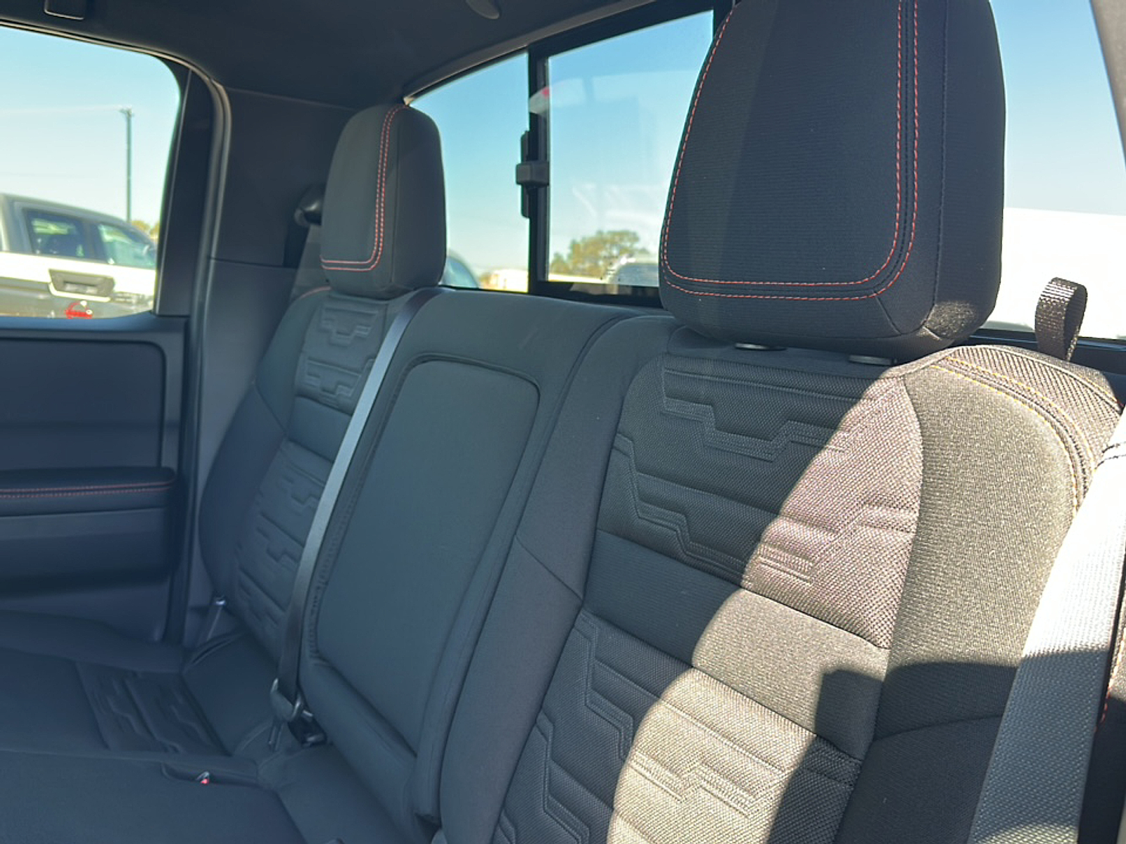 2026 Nissan Frontier Crew Cab PRO-X photo 4